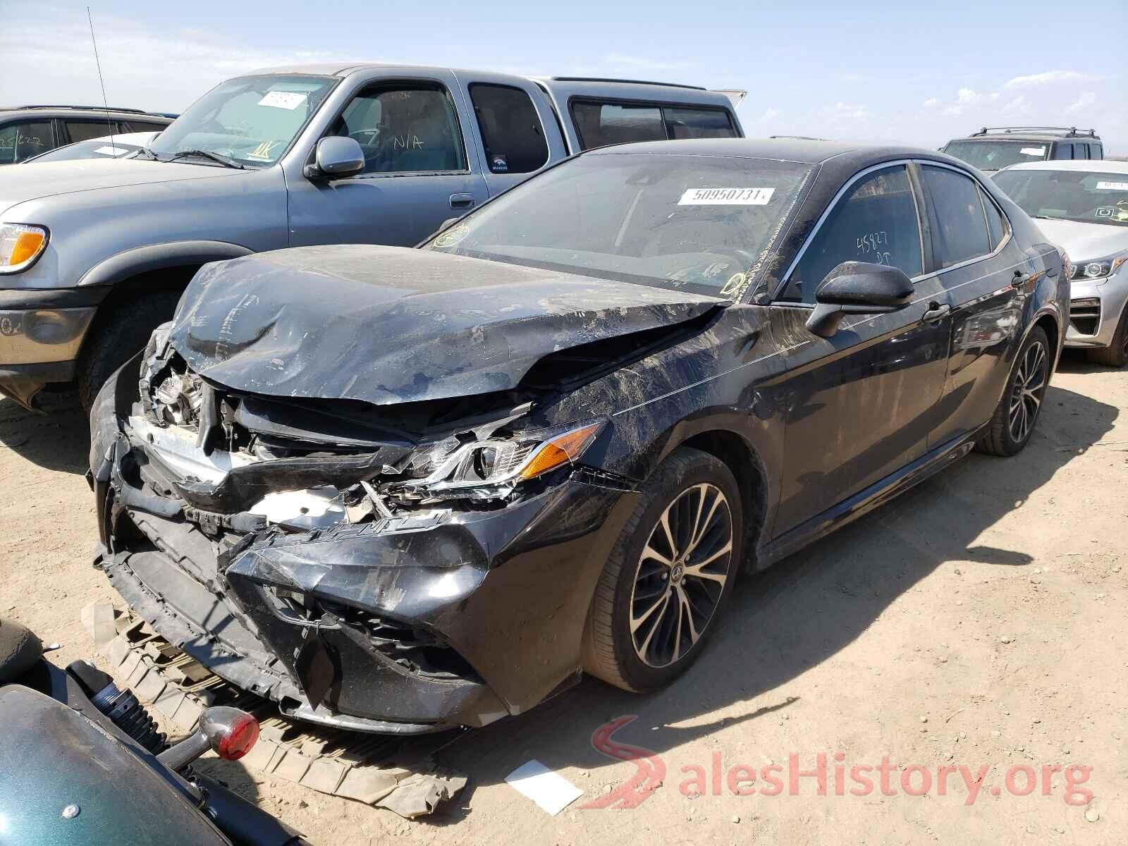 JTNB11HK0J3002330 2018 TOYOTA CAMRY