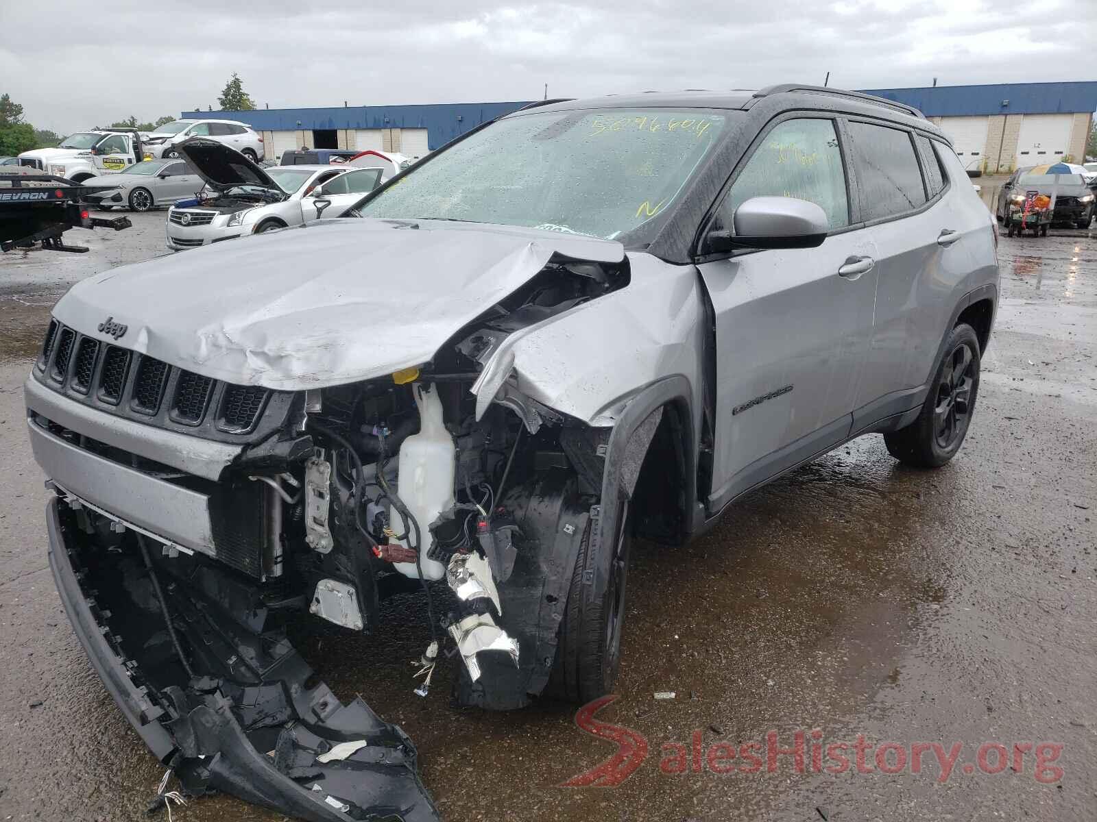 3C4NJDBB2JT480958 2018 JEEP COMPASS