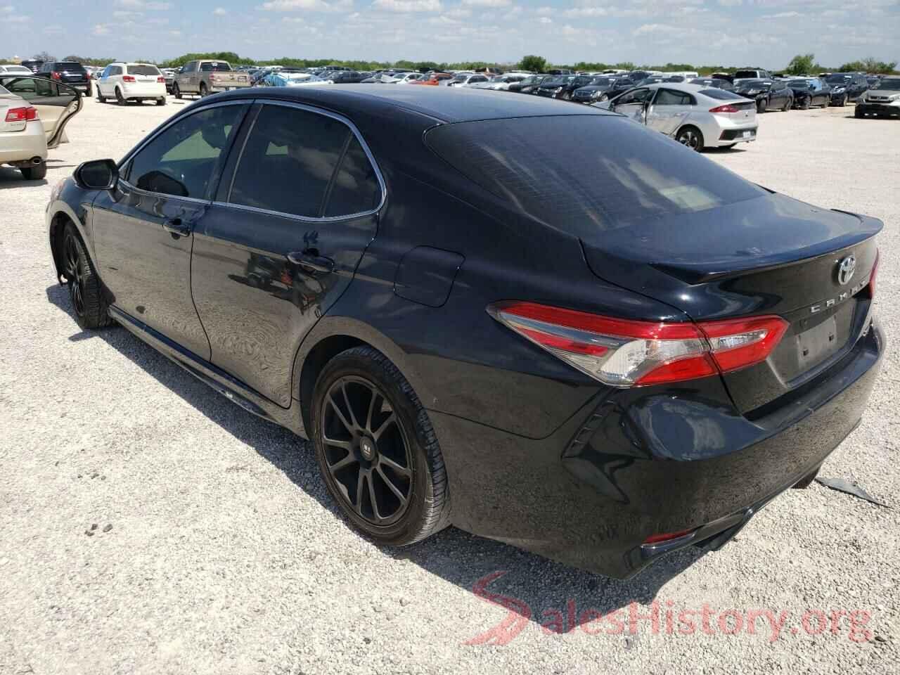 JTNB11HK1J3014583 2018 TOYOTA CAMRY