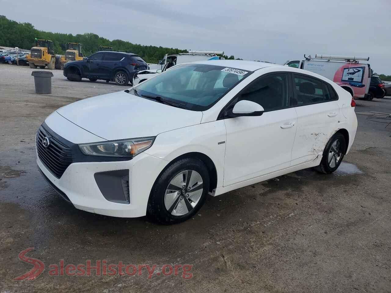 2018 HYUNDAI IONIQ VIN KMHC65LC4JU064983, auction photo
