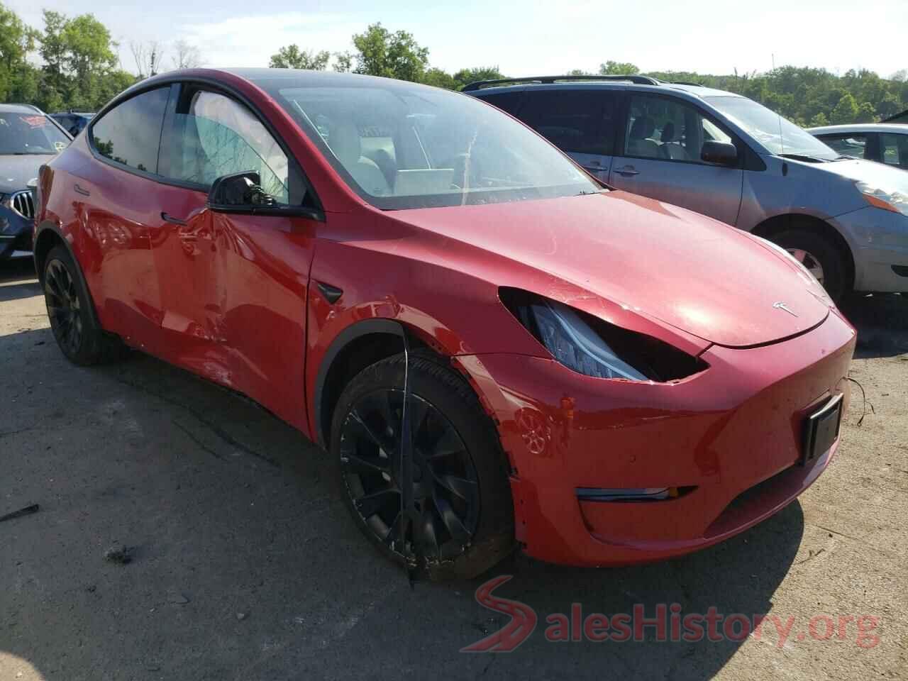 7SAYGDEE4NF312635 2022 TESLA MODEL Y