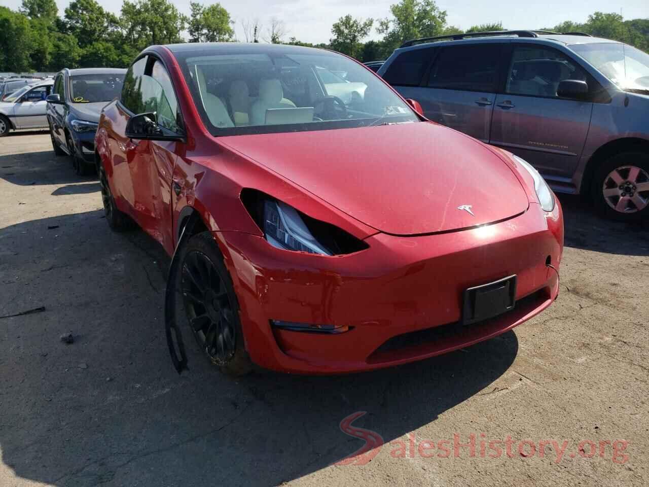 7SAYGDEE4NF312635 2022 TESLA MODEL Y