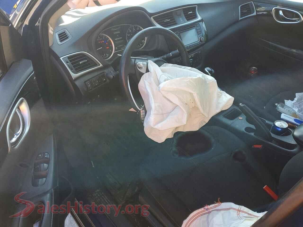 2018 NISSAN SENTRA VIN 3N1AB7APXJL637620, interior dashboard