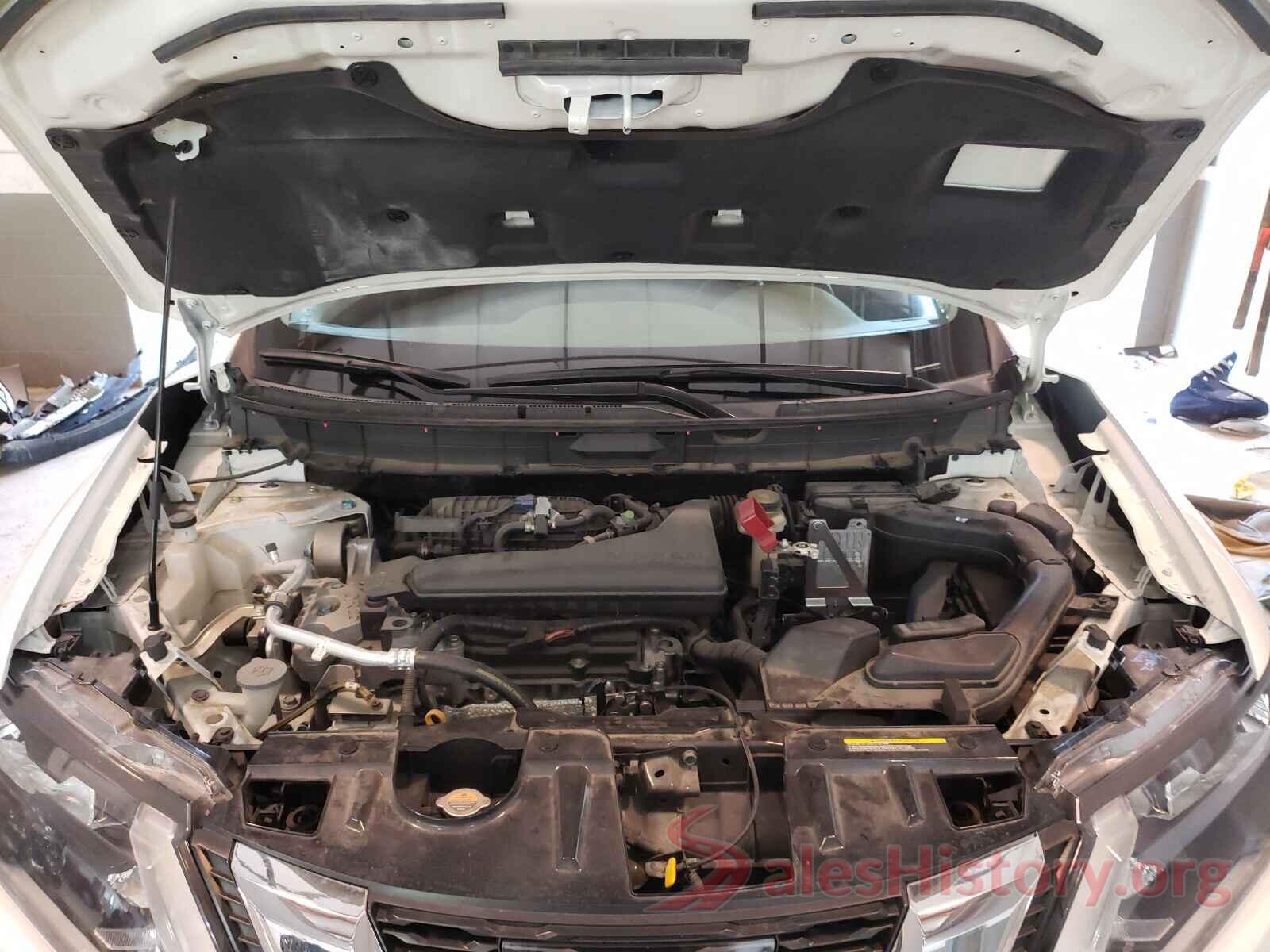 KNMAT2MT7HP582113 2017 NISSAN ROGUE