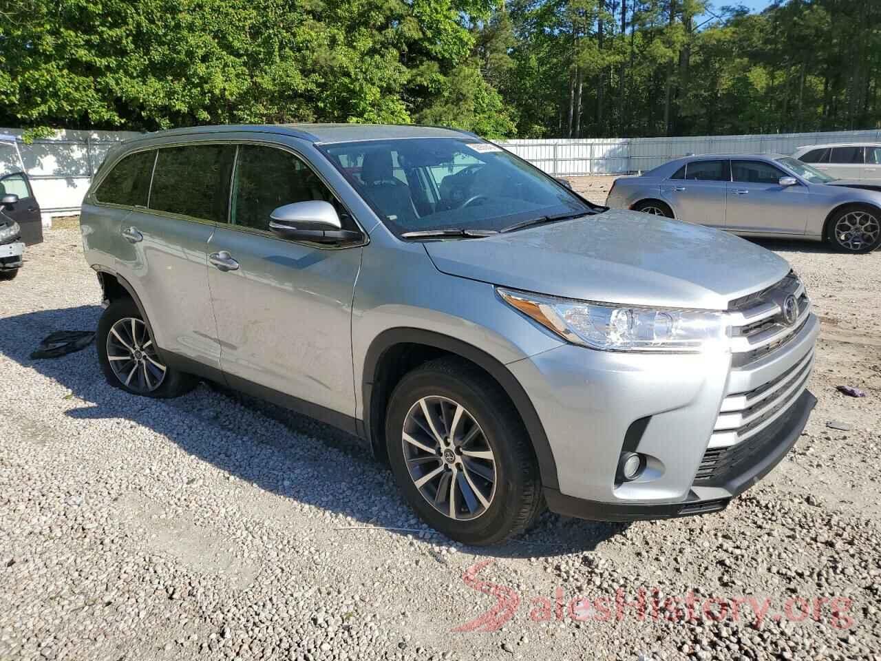 5TDJZRFH6KS612599 2019 TOYOTA HIGHLANDER