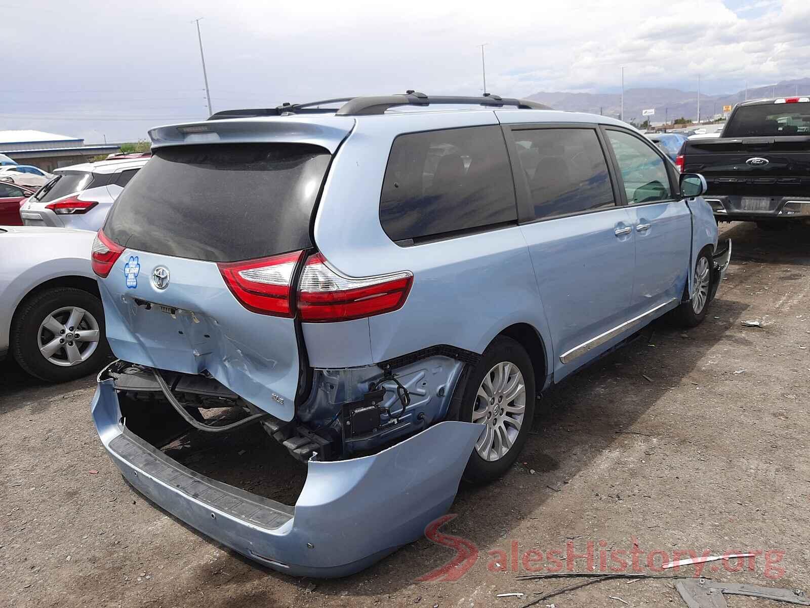 5TDYZ3DC8HS839997 2017 TOYOTA SIENNA