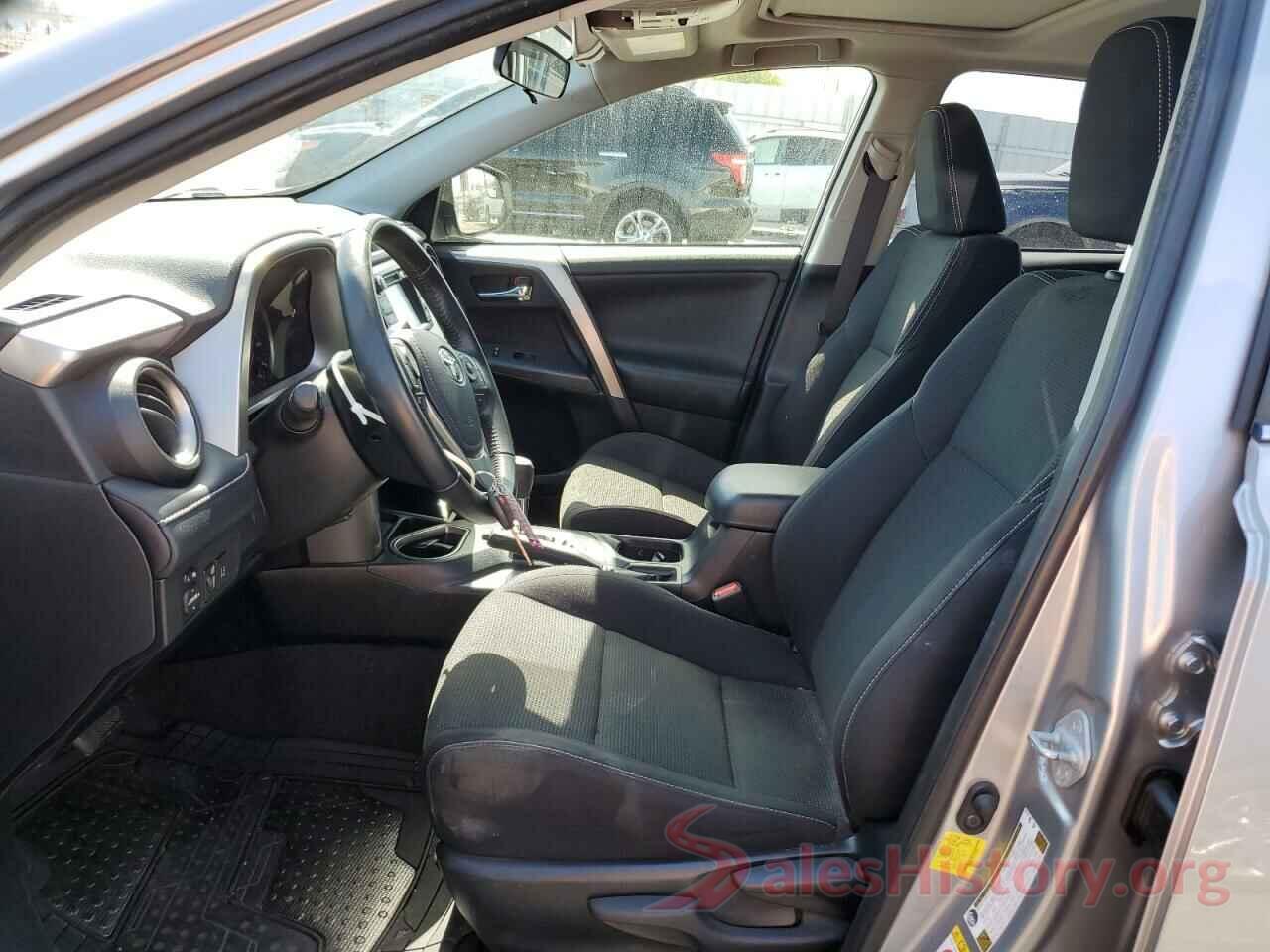 JTMWFREV7JJ175763 2018 TOYOTA RAV4