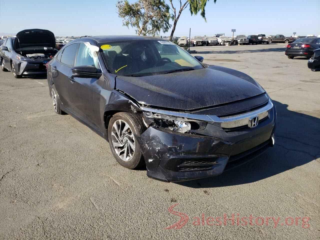 2HGFC2F7XHH568766 2017 HONDA CIVIC