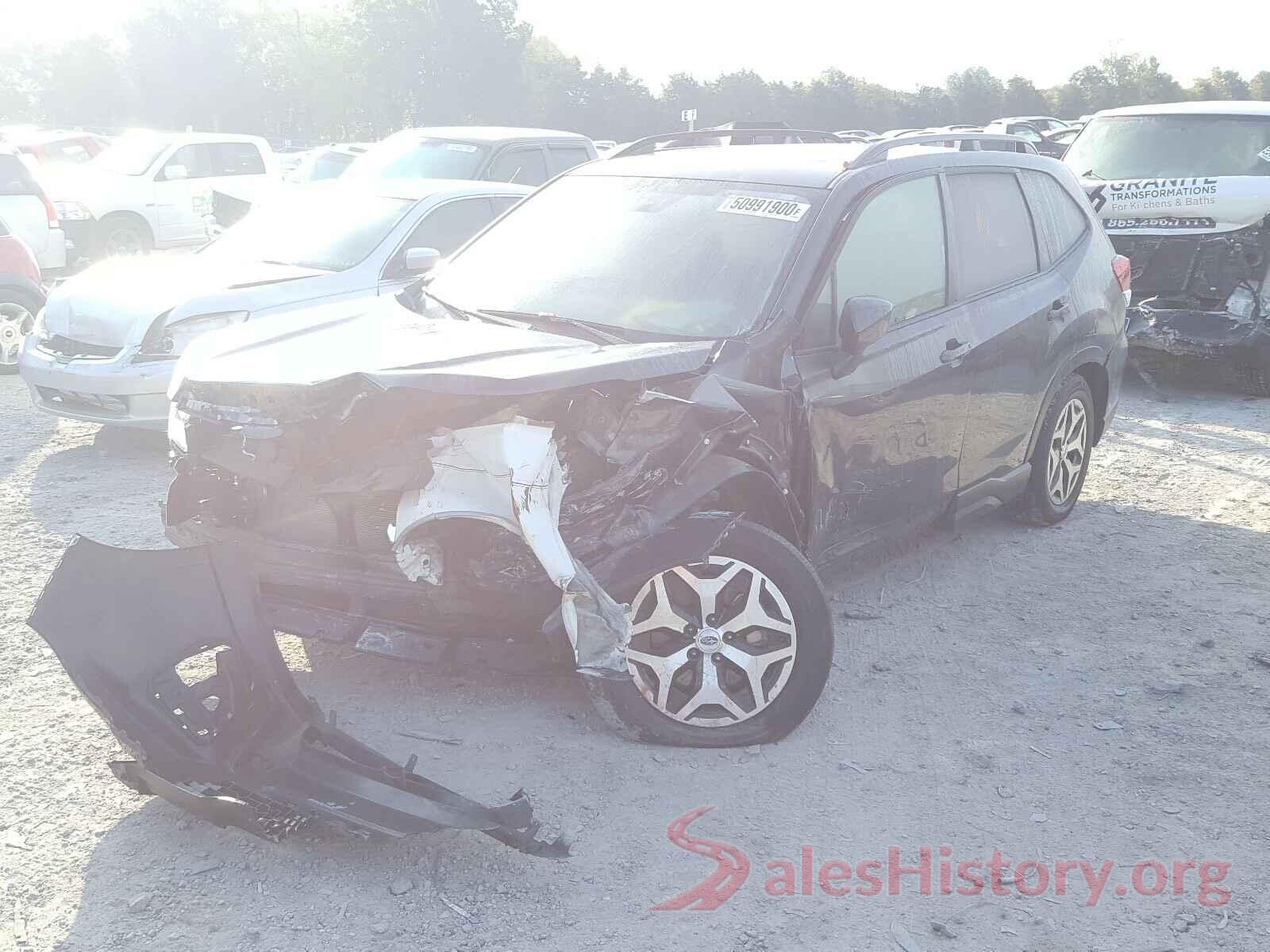 JF2SKAGC8KH407482 2019 SUBARU FORESTER