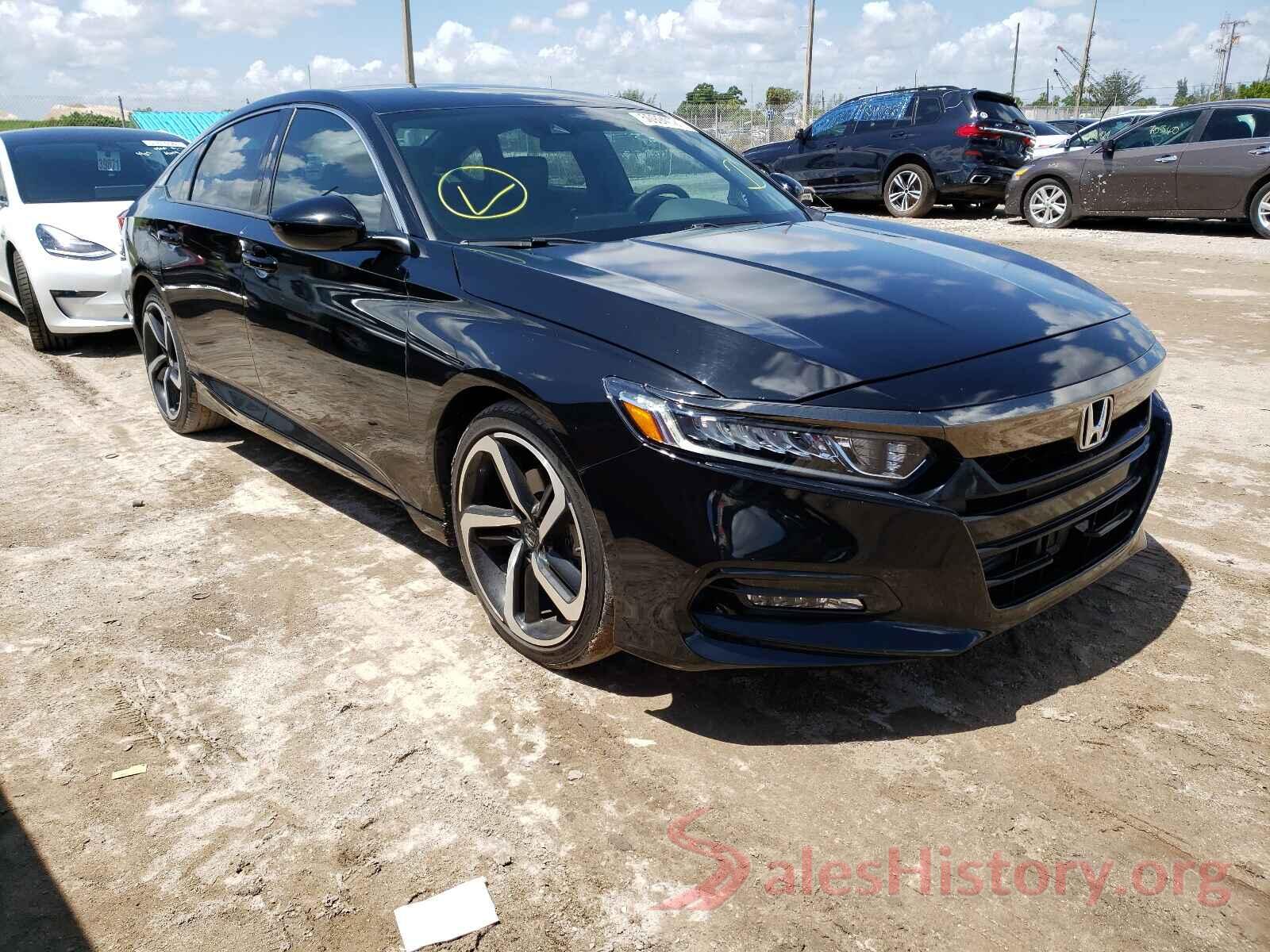 1HGCV1F35JA048144 2018 HONDA ACCORD