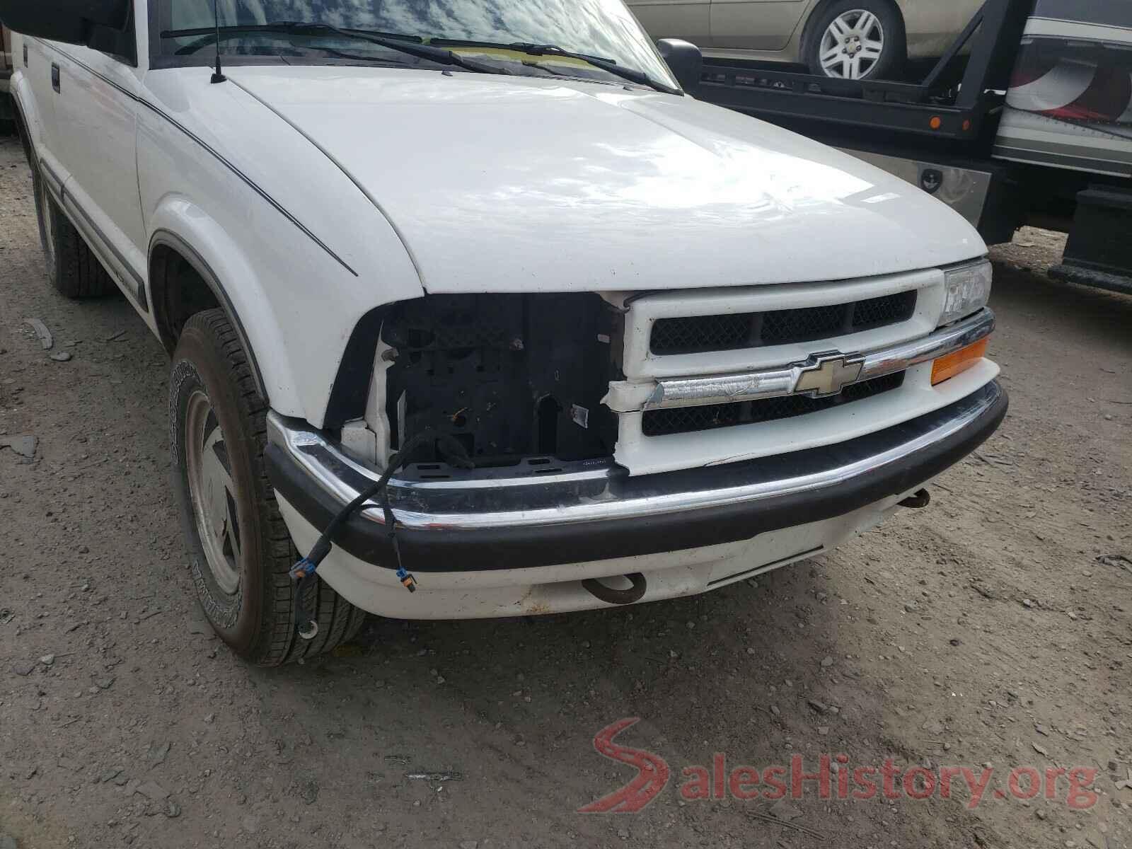 1GNDT13W2Y2352177 2000 CHEVROLET BLAZER