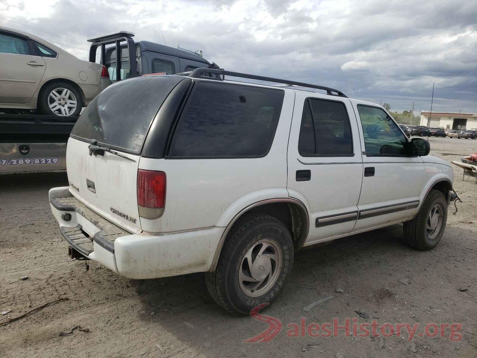 1GNDT13W2Y2352177 2000 CHEVROLET BLAZER