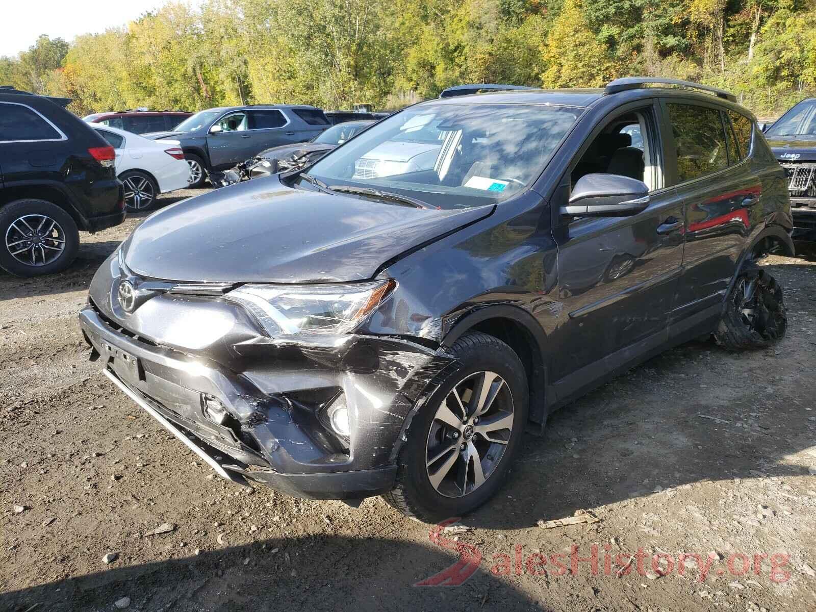 JTMRFREV2JJ250432 2018 TOYOTA RAV4