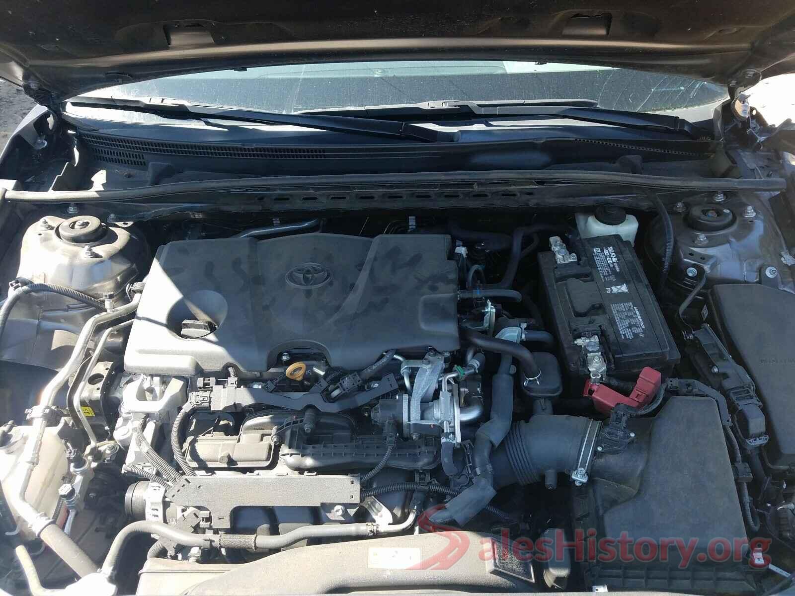 4T1B11HK3JU545228 2018 TOYOTA CAMRY