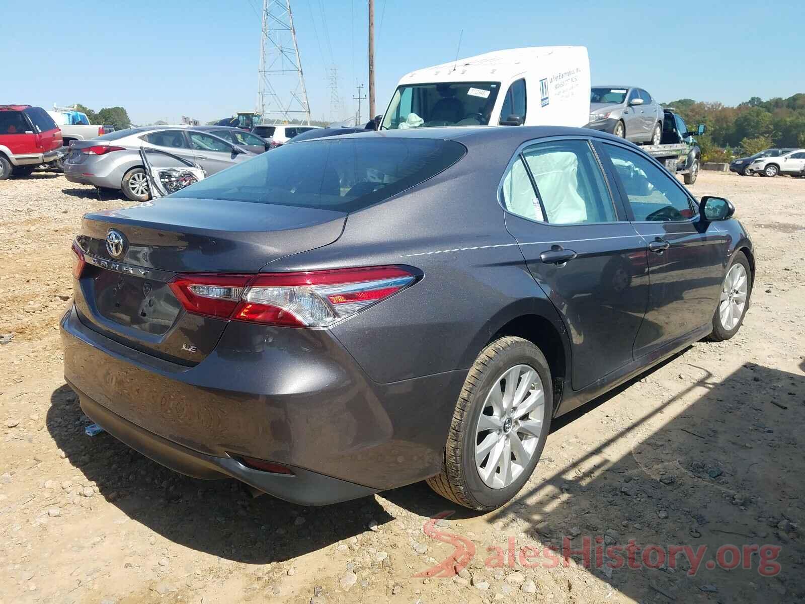 4T1B11HK3JU545228 2018 TOYOTA CAMRY