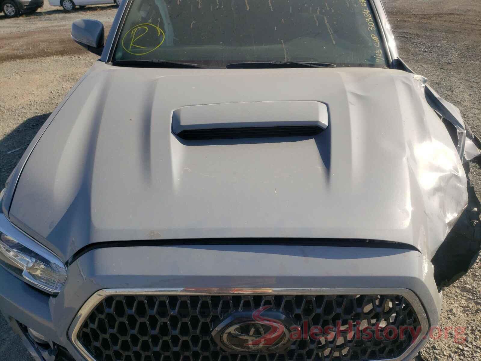 3TMAZ5CN5JM068050 2018 TOYOTA TACOMA