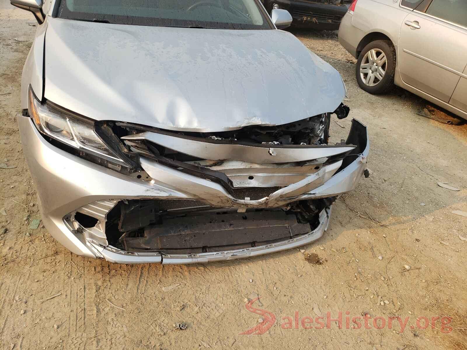 4T1B11HK2JU578513 2018 TOYOTA CAMRY