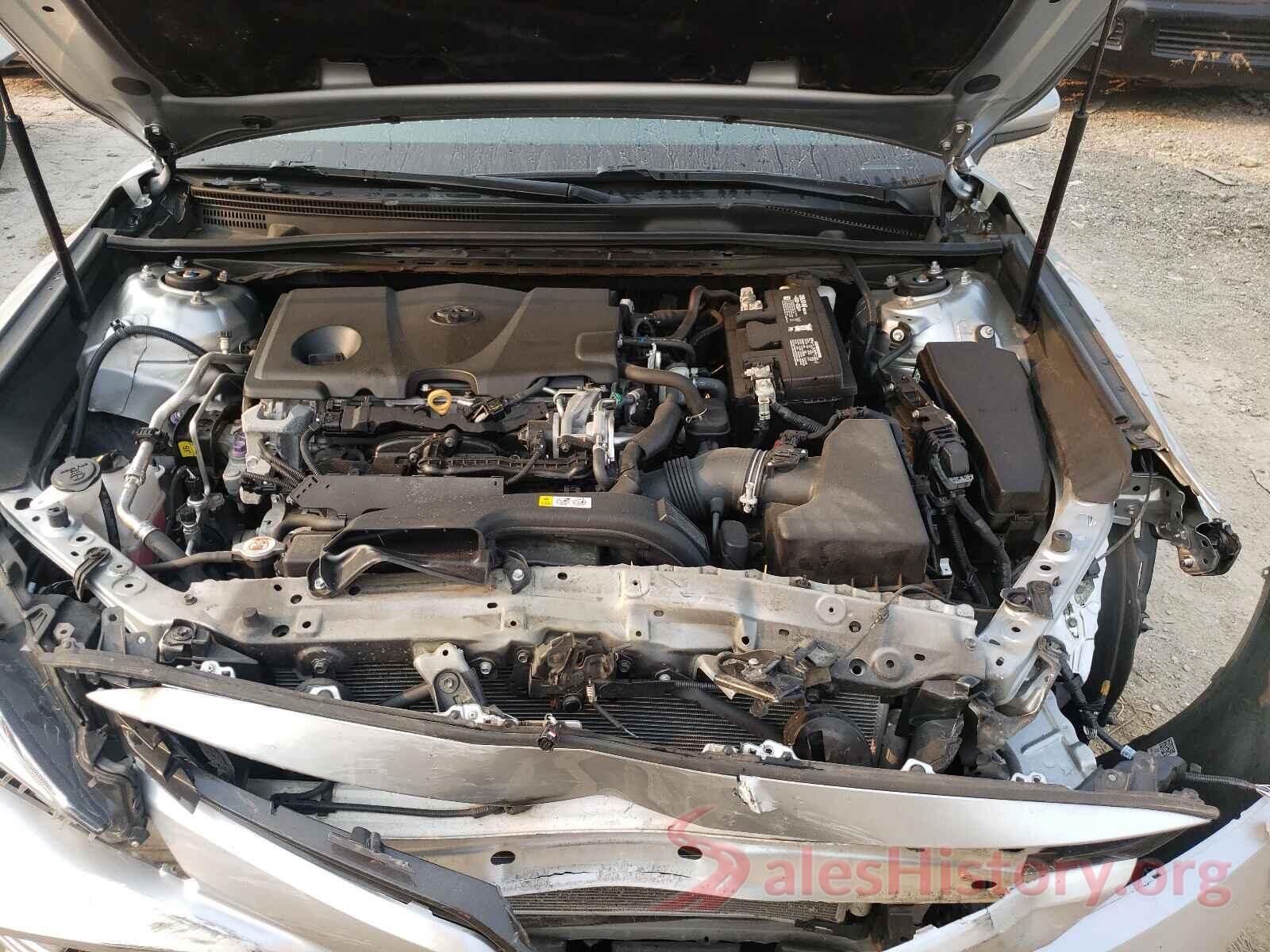 4T1B11HK2JU578513 2018 TOYOTA CAMRY