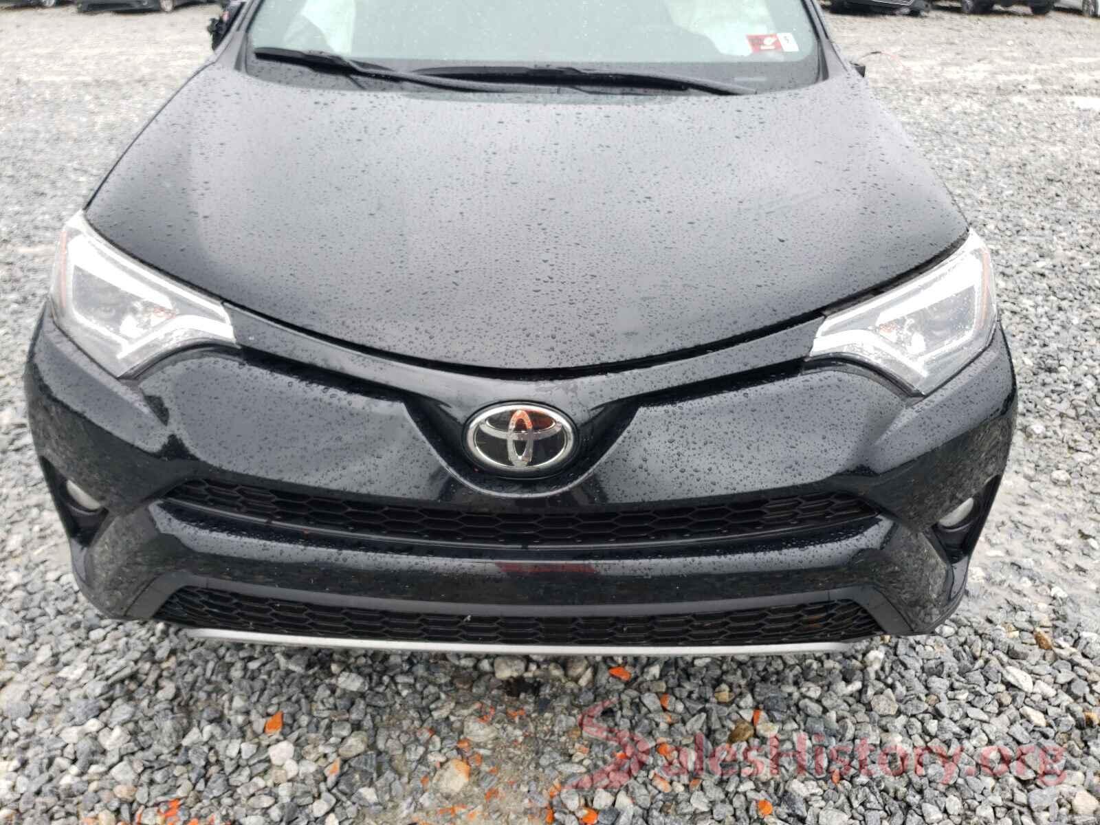 2T3JFREV1JW829619 2018 TOYOTA RAV4