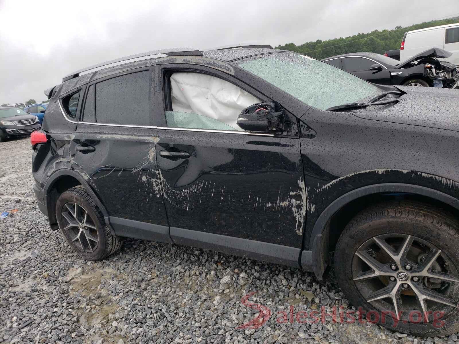 2T3JFREV1JW829619 2018 TOYOTA RAV4