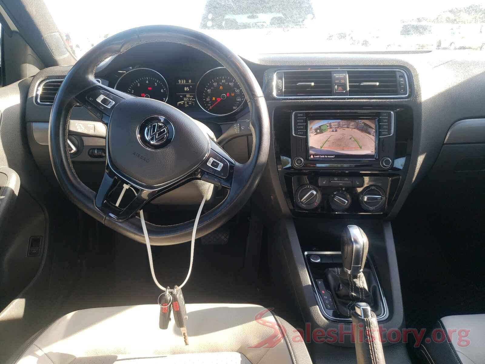 3VWD17AJ1GM289988 2016 VOLKSWAGEN JETTA