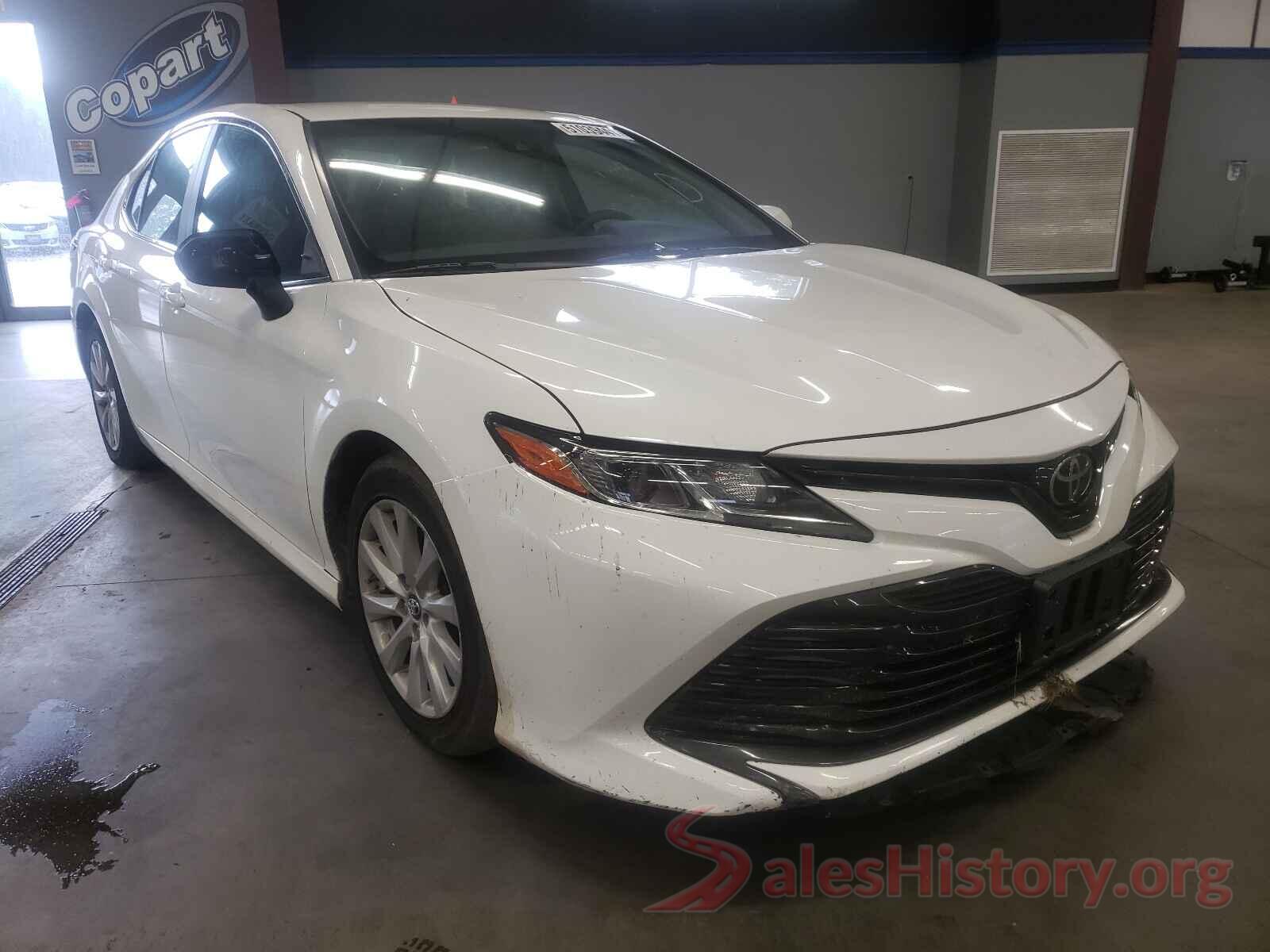 4T1B11HK2JU545270 2018 TOYOTA CAMRY