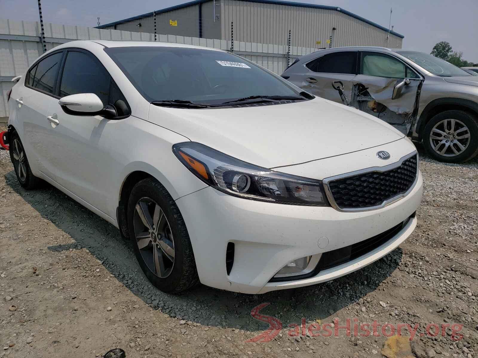 3KPFL4A70JE229016 2018 KIA CADENZA