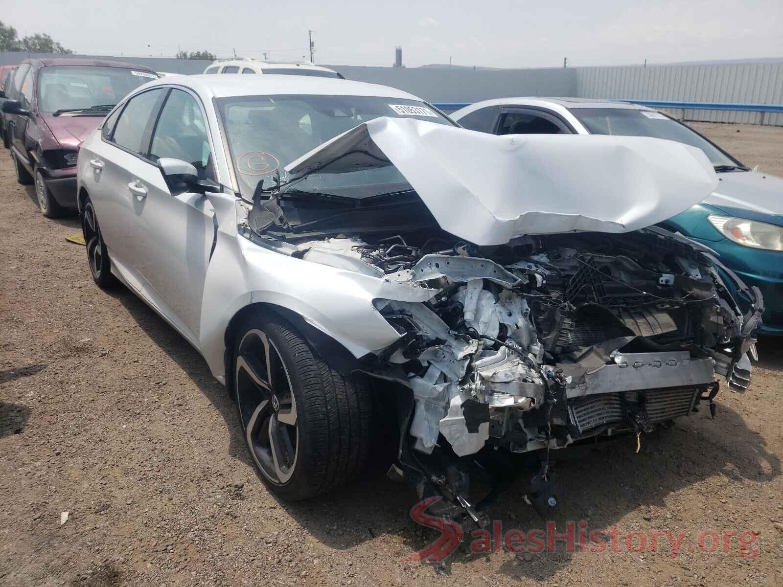 1HGCV1F33JA165267 2018 HONDA ACCORD