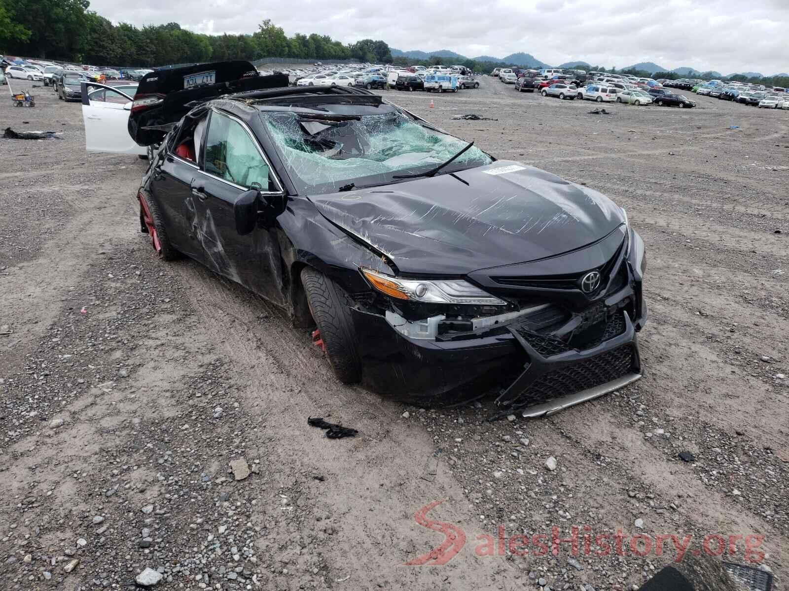 4T1B61HK9JU118041 2018 TOYOTA CAMRY