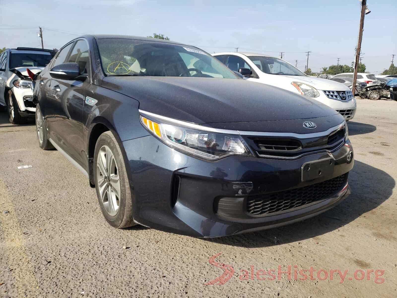 KNAGU4LE1J5023239 2018 KIA OPTIMA