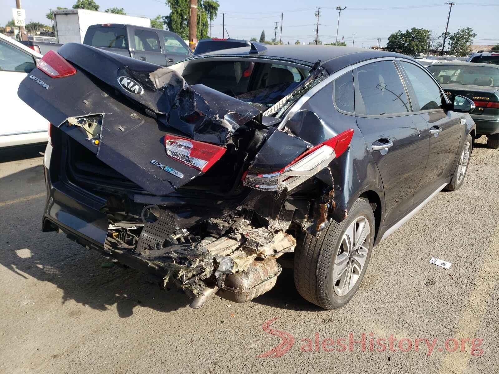 KNAGU4LE1J5023239 2018 KIA OPTIMA