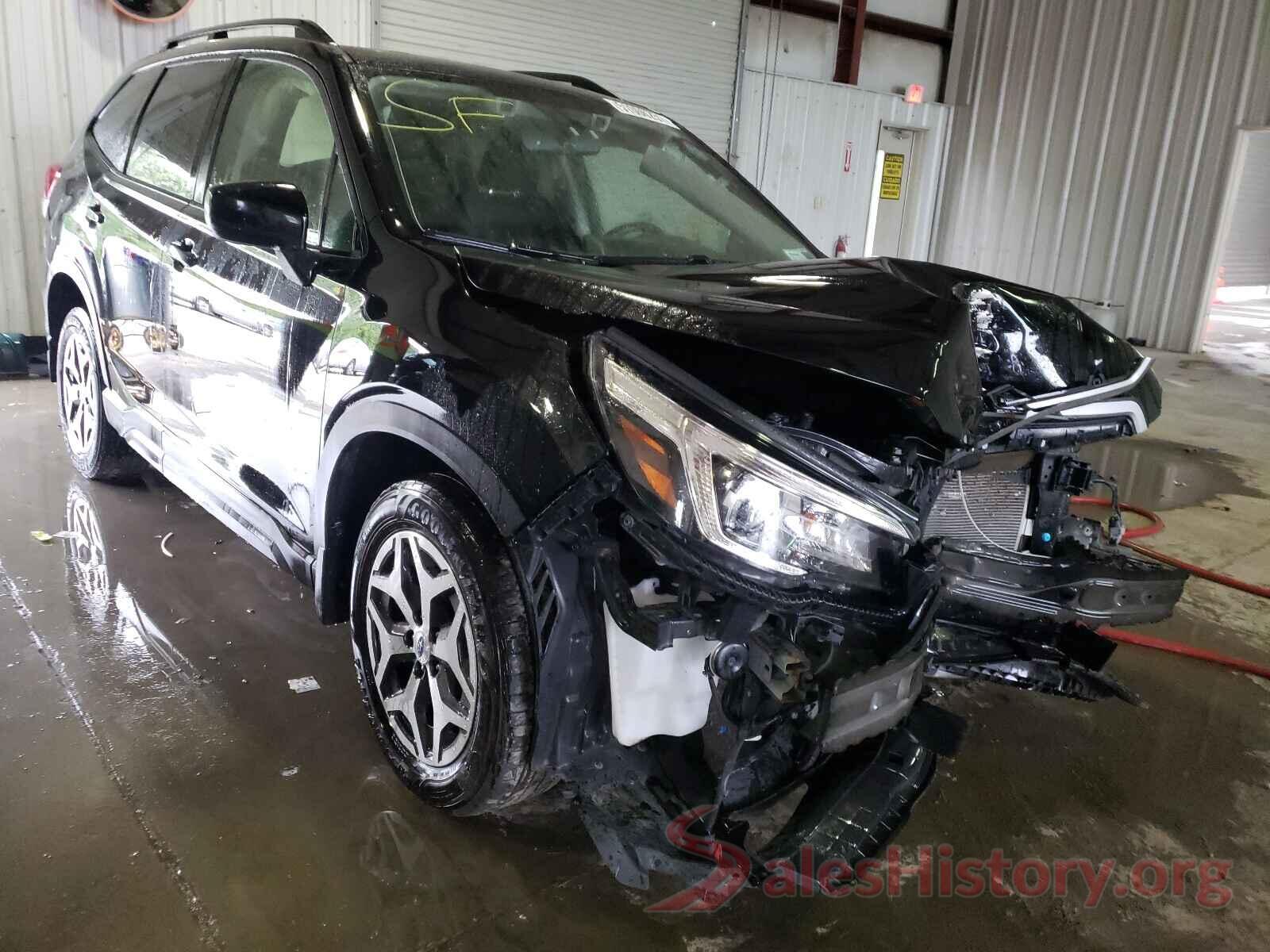 JF2SKAEC2KH440769 2019 SUBARU FORESTER