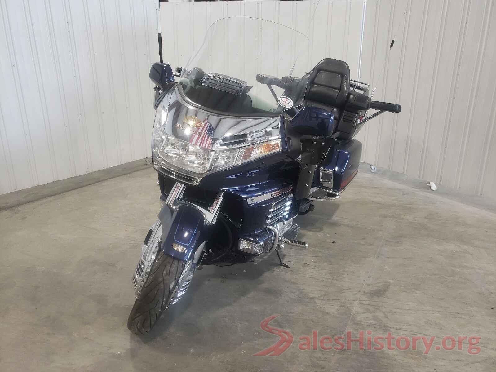 1HFSC2233YA201499 2000 HONDA GL CYCLE