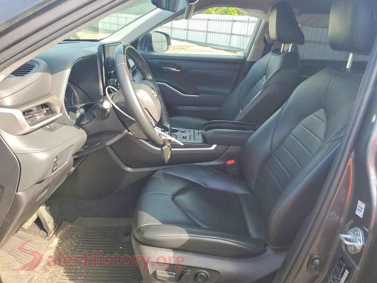 2021 TOYOTA HIGHLANDER VIN 5TDHZRBH5MS107497, engine bay