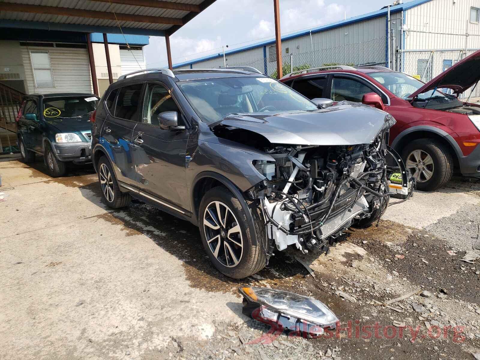 JN8AT2MV1JW320167 2018 NISSAN ROGUE