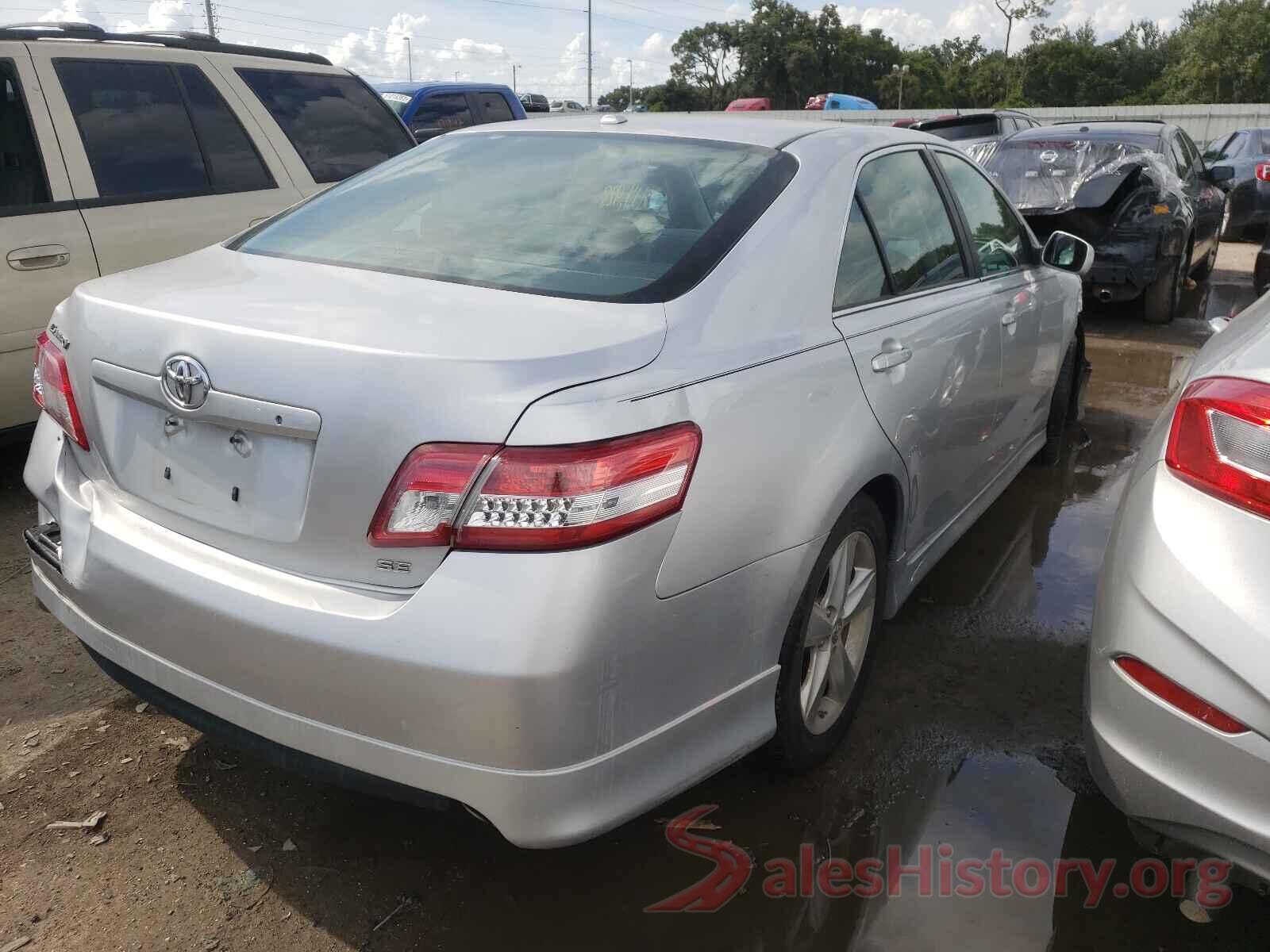 4T1BF3EK2BU592141 2011 TOYOTA CAMRY