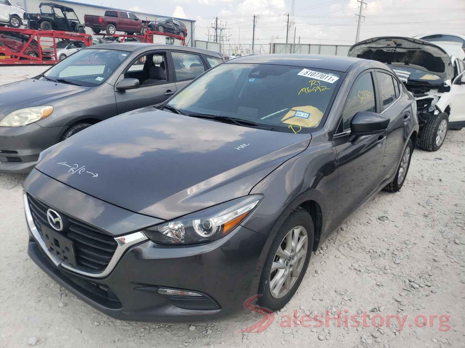 3MZBN1U74JM196592 2018 MAZDA 3