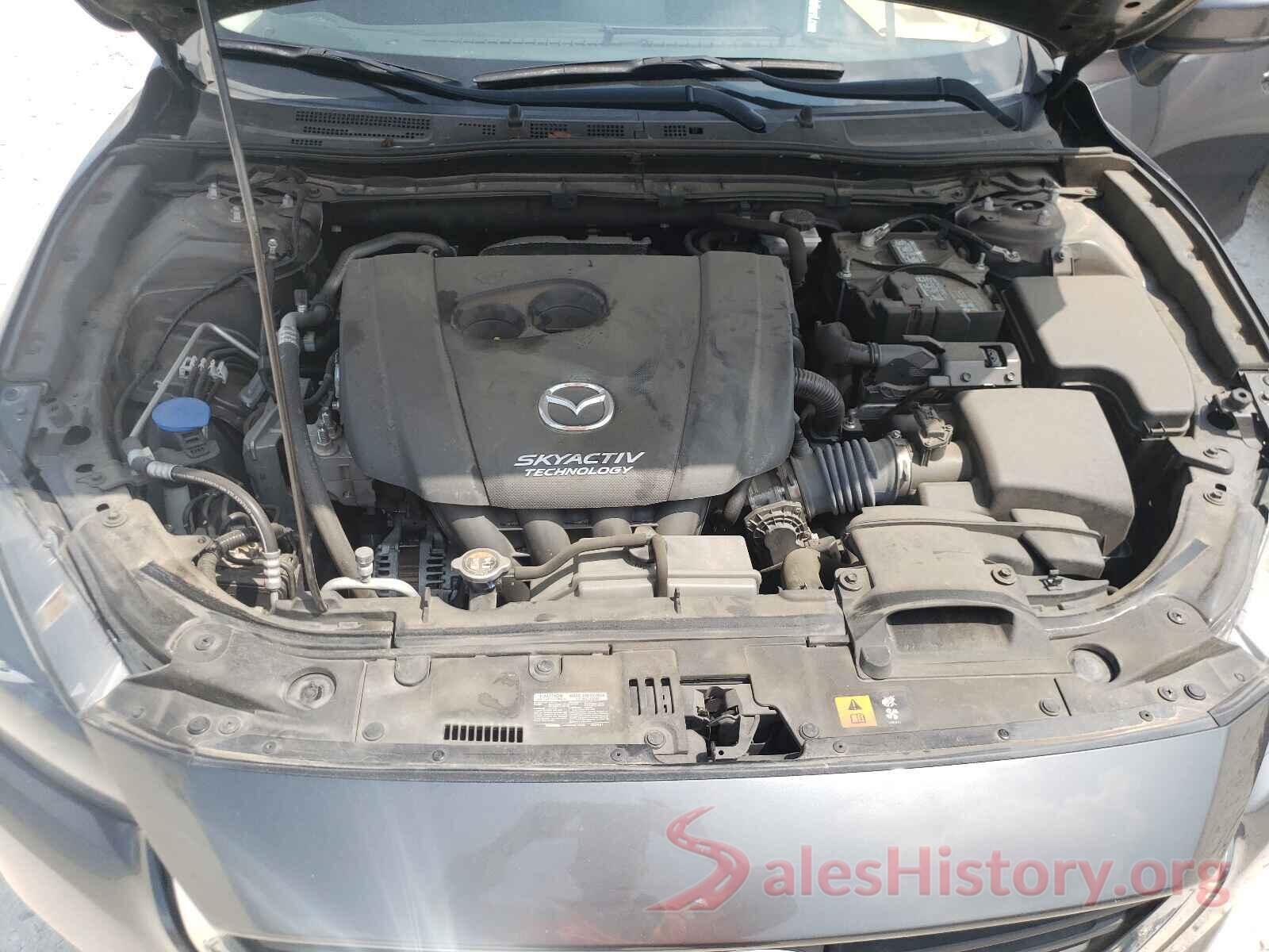 3MZBN1U74JM196592 2018 MAZDA 3