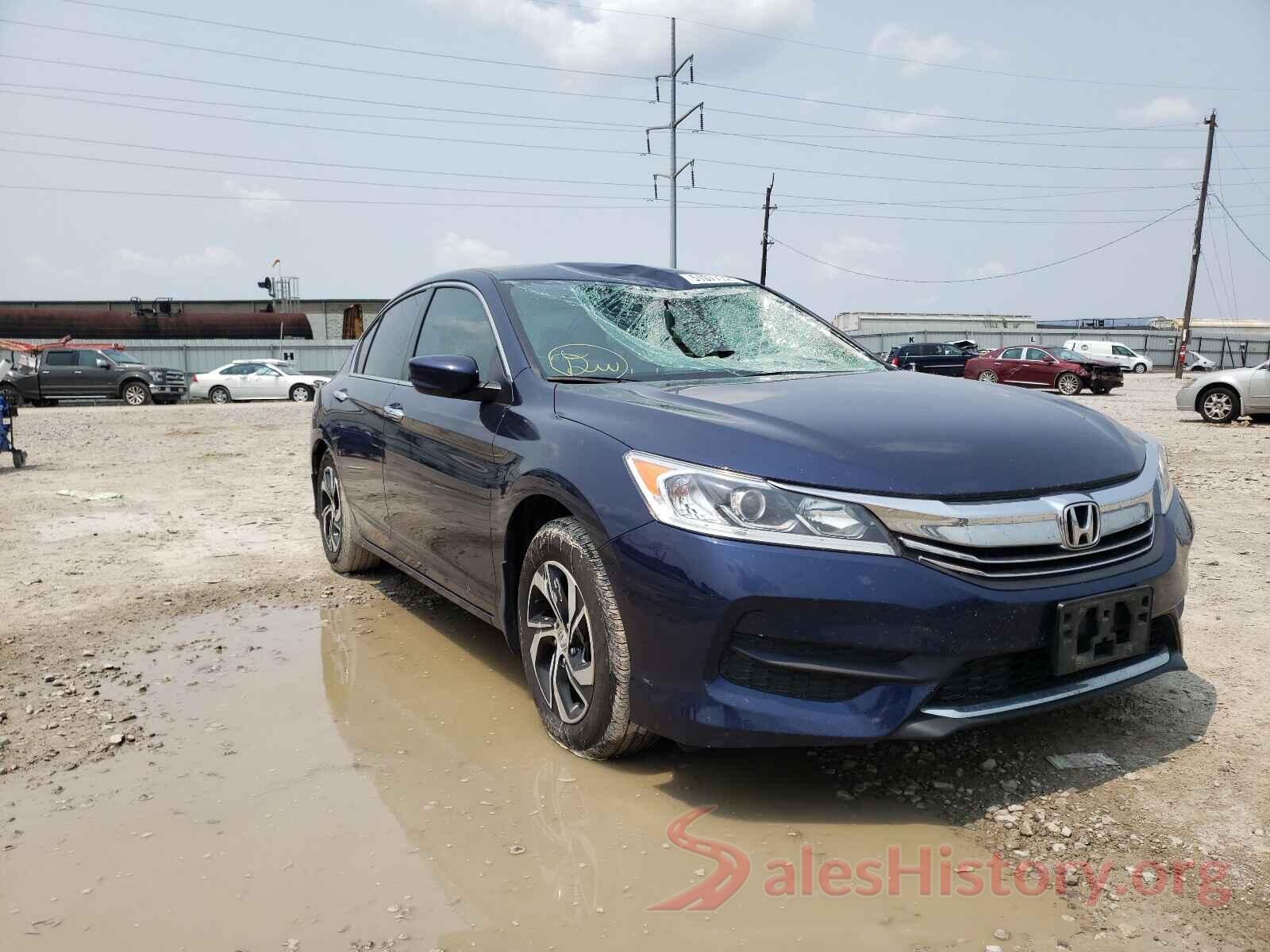 1HGCR2F30HA085929 2017 HONDA ACCORD