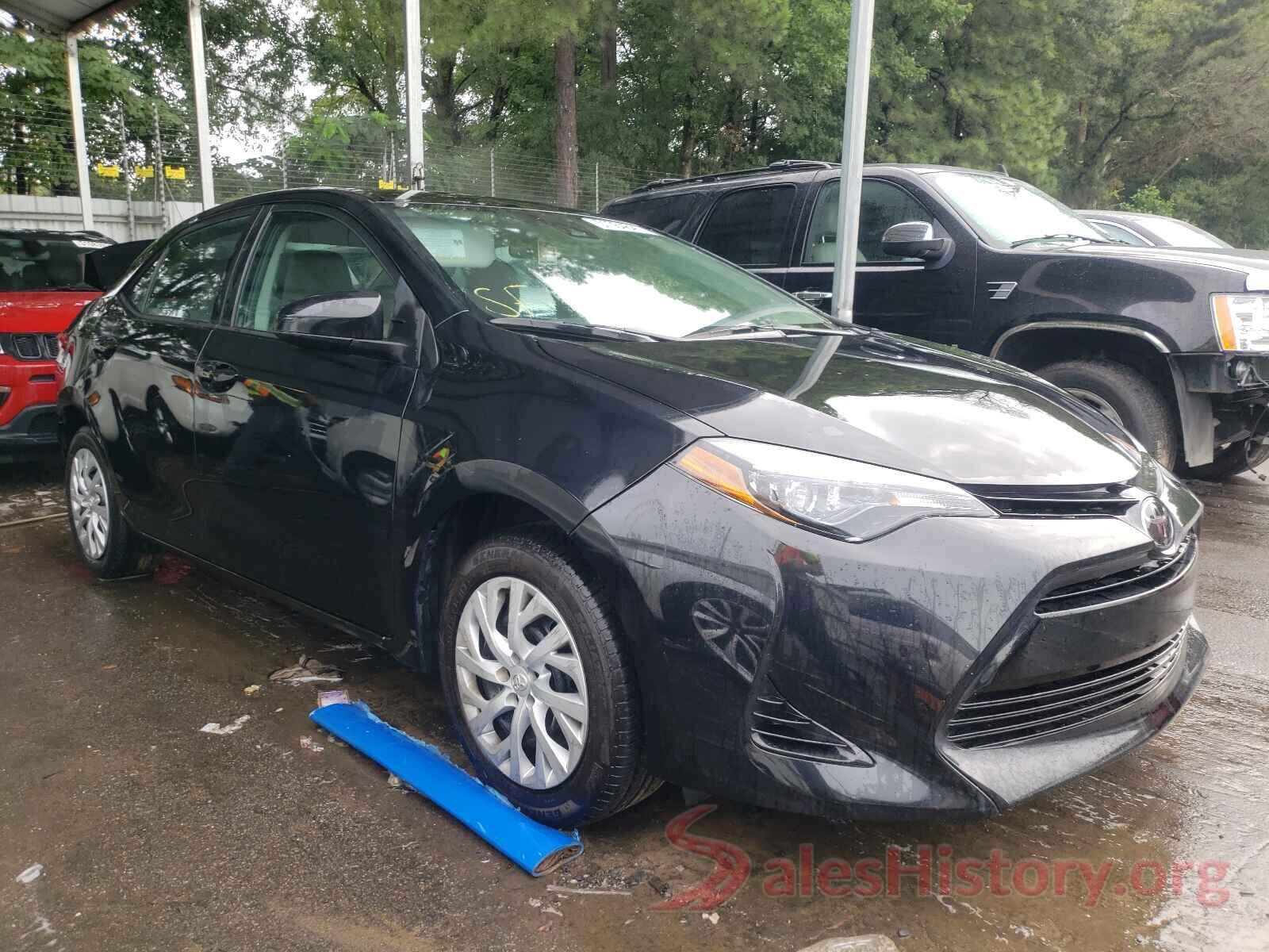 5YFBURHE1JP761323 2018 TOYOTA COROLLA