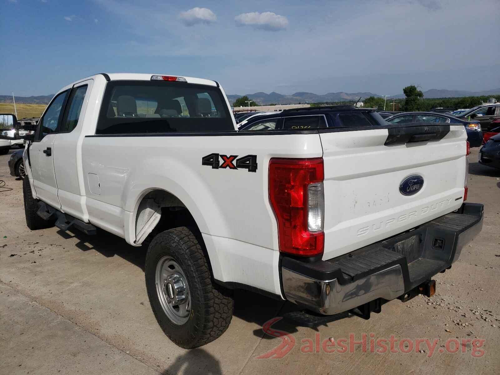 1FT7X2B69JEB31116 2018 FORD F250