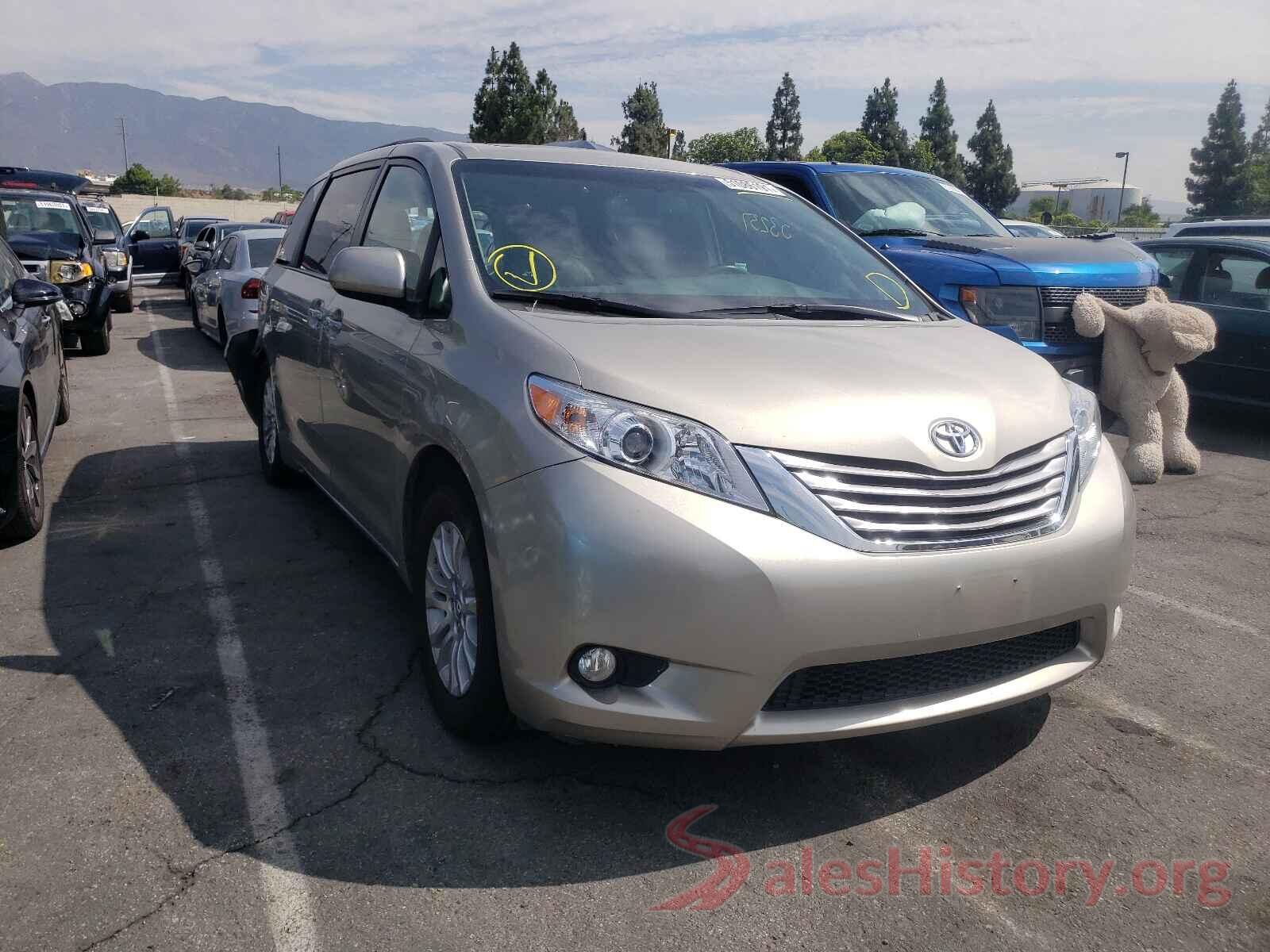 5TDYZ3DC4HS877503 2017 TOYOTA SIENNA