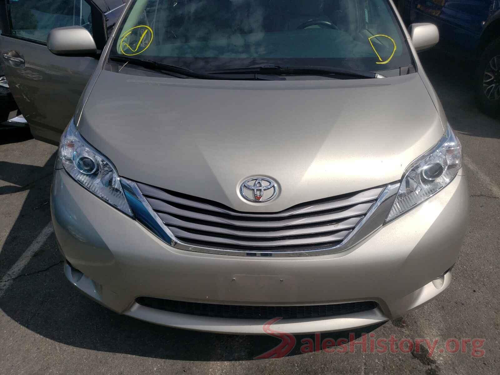 5TDYZ3DC4HS877503 2017 TOYOTA SIENNA