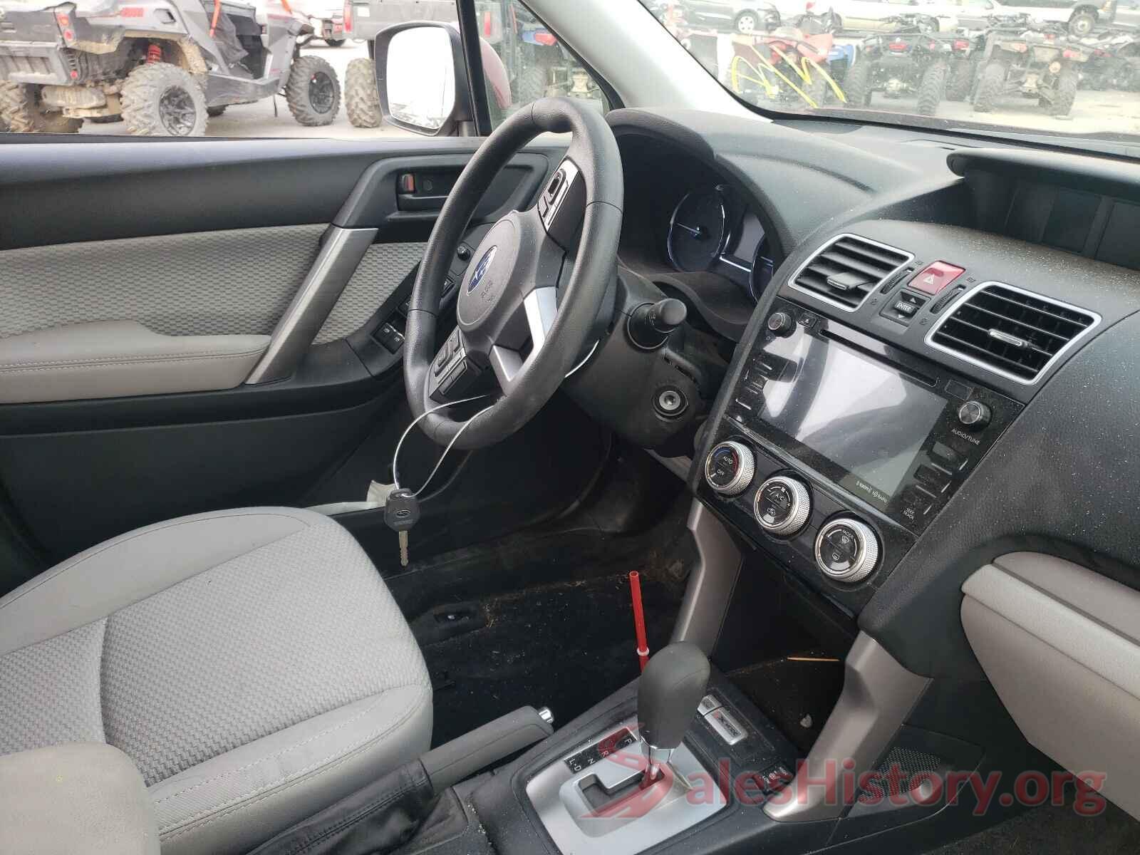 JF2SJAGC8JH618103 2018 SUBARU FORESTER