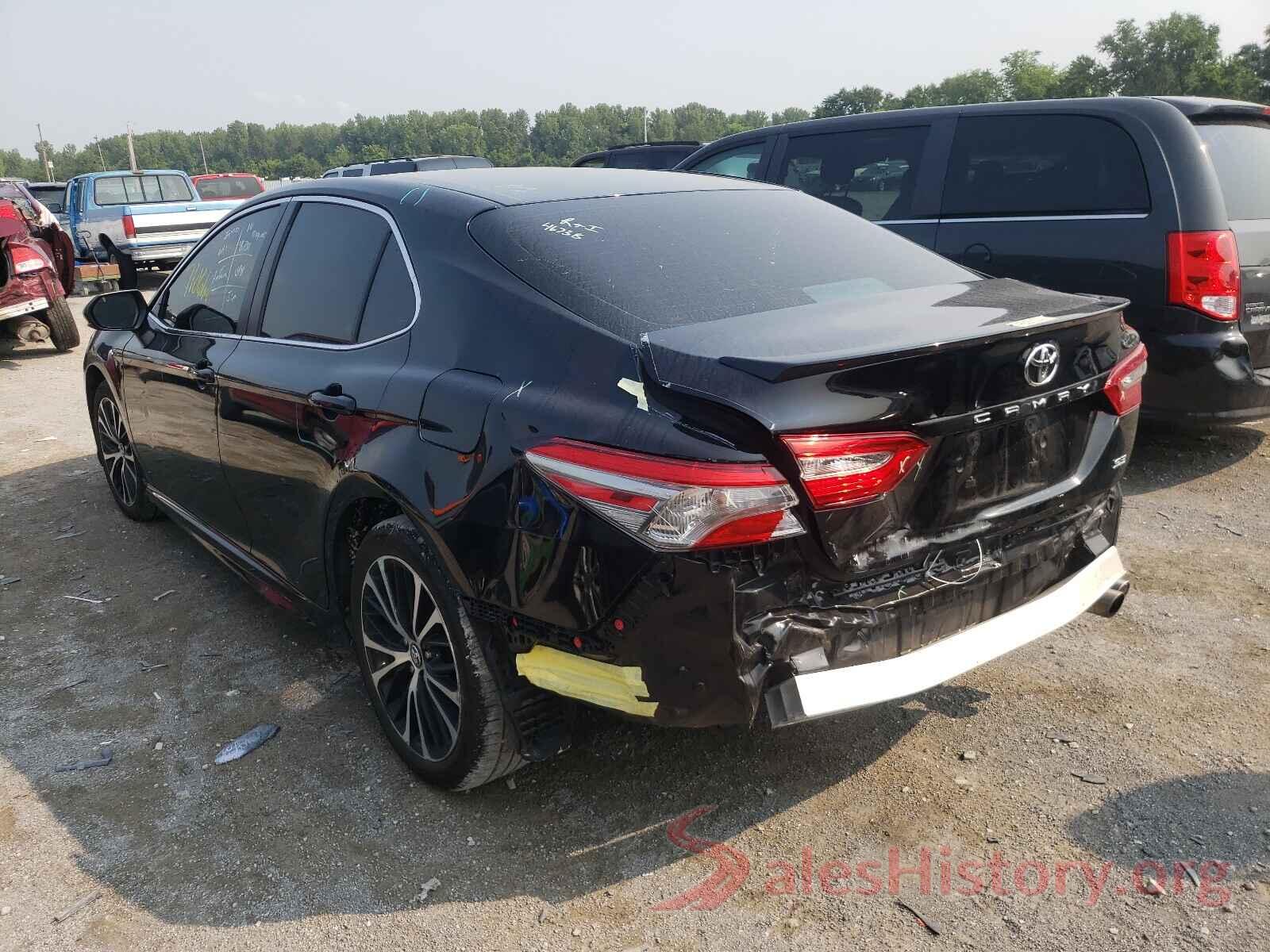 4T1B11HK6JU592690 2018 TOYOTA CAMRY