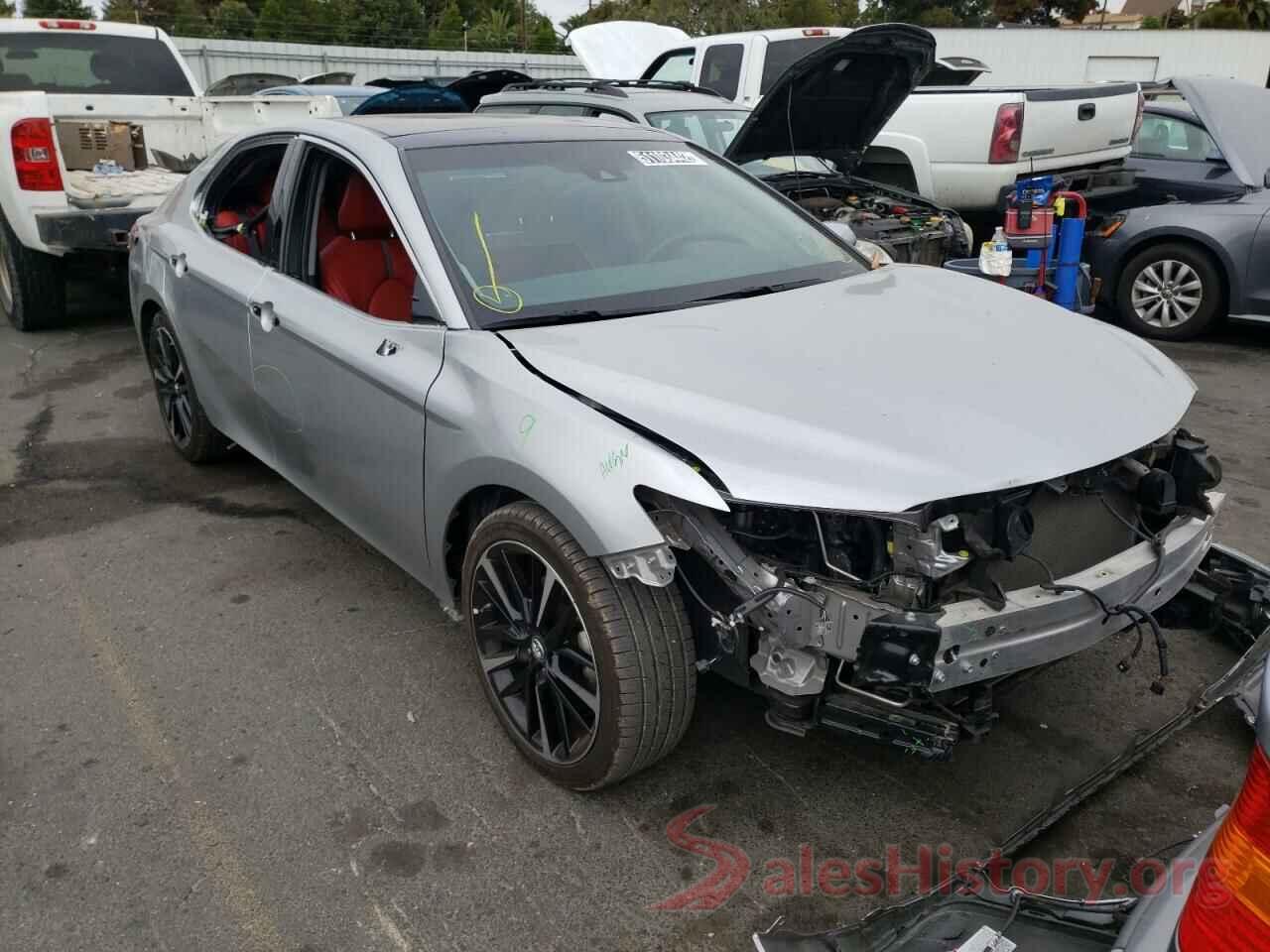 4T1B61HK4JU112776 2018 TOYOTA CAMRY