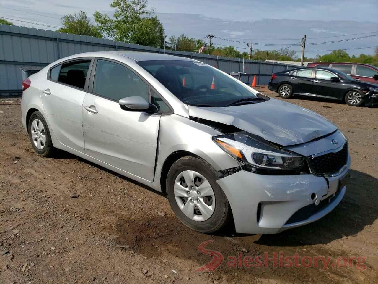 3KPFK4A70HE107074 2017 KIA FORTE