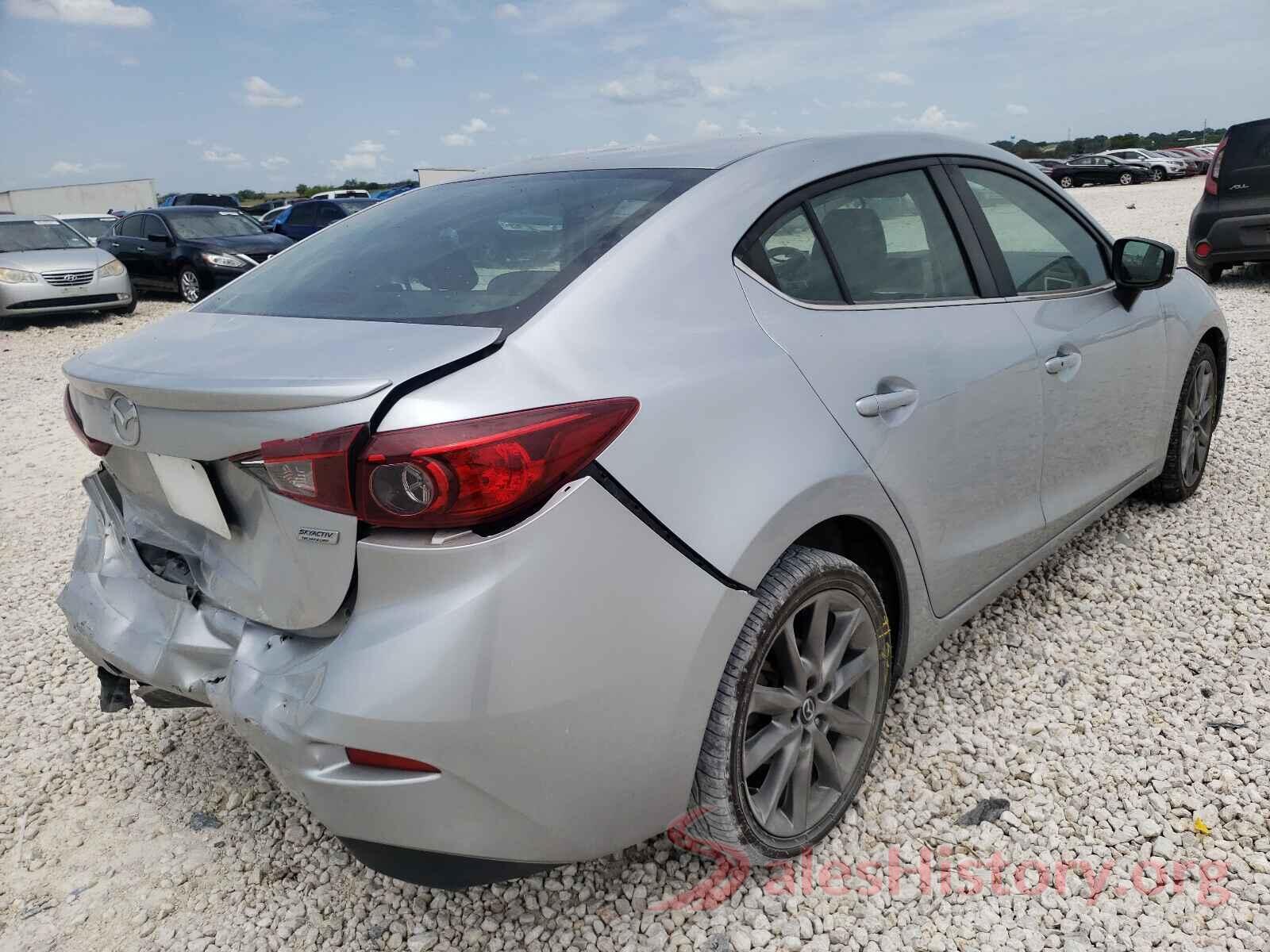 3MZBN1V33JM200577 2018 MAZDA 3