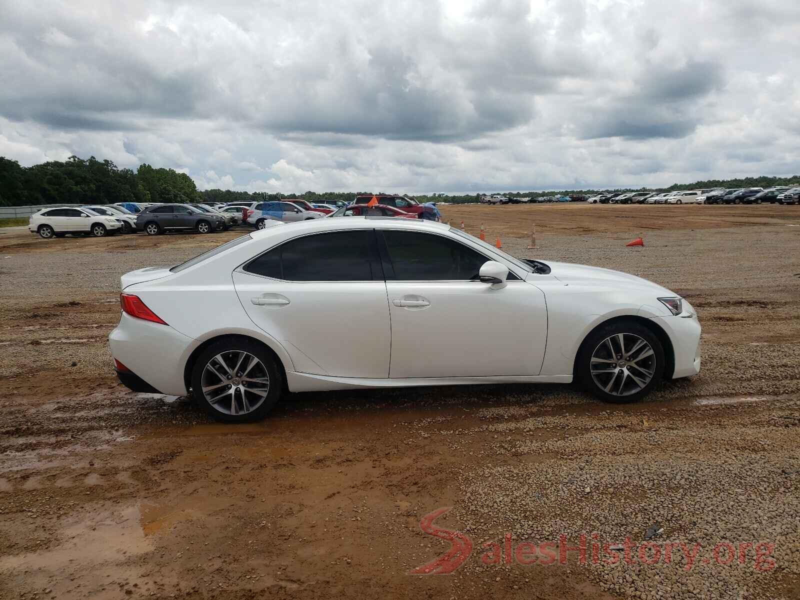 JTHBA1D27J5065860 2018 LEXUS IS