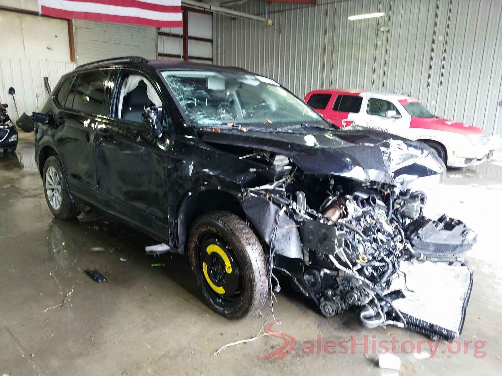 3VV0B7AX6JM095100 2018 VOLKSWAGEN TIGUAN